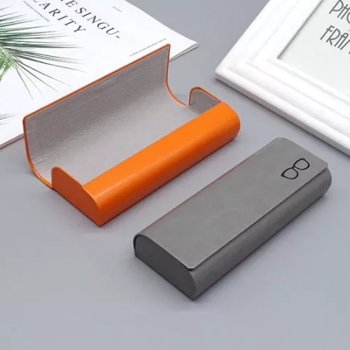 4 stuks harde PU-leren brillenkoker, harde brillenkoker, draagbare beschermhoes voor vrouwen, mannen en kinderen (4 kleuren), zwart, grijs, wit, oranje, één maat, voor zonnebrillen, leesbrillen en sportbrillen