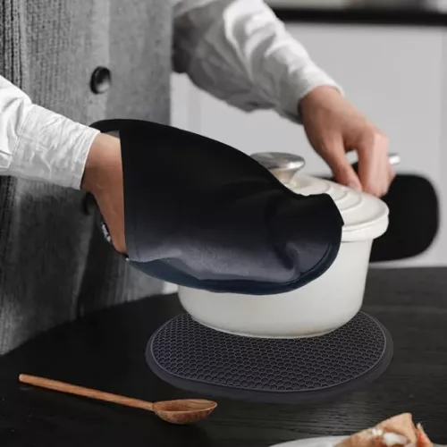 merkloos Hittebestendige siliconen pannenlappen - 2 stuks - Ergonomisch ontwerp voor koken en bakken (9509485899617)